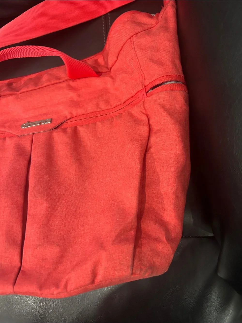 Doona coral Tote with Pouch
